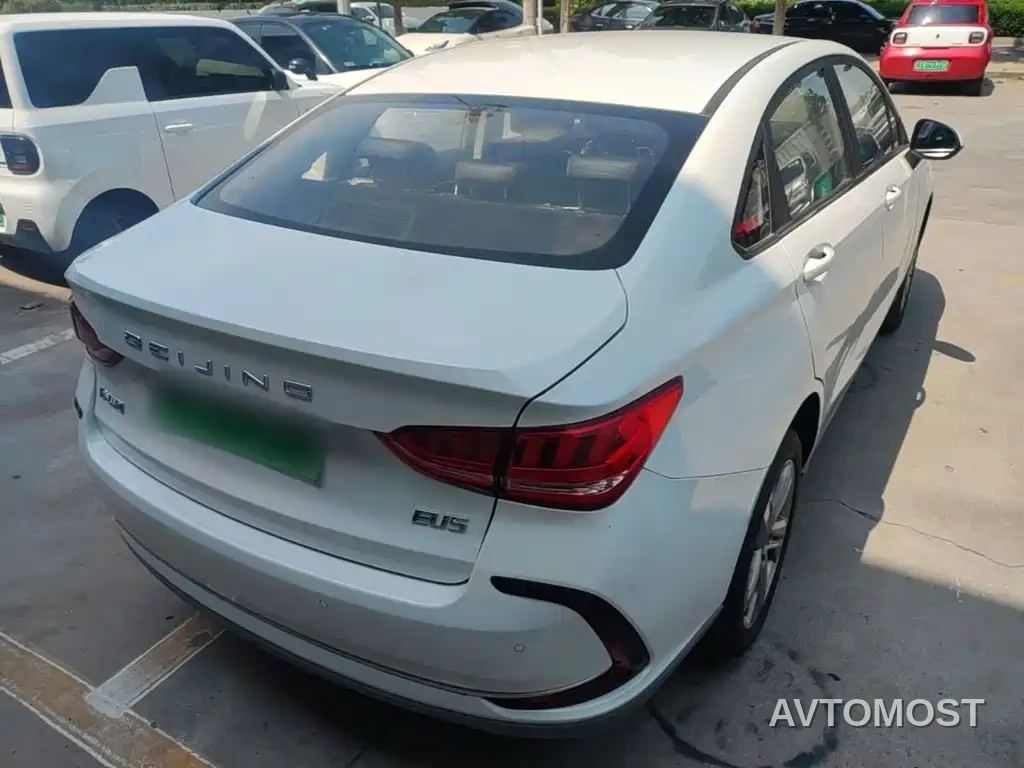 BAIC Beijing EU5 2025 Hongtu Standard Edition — фото 7