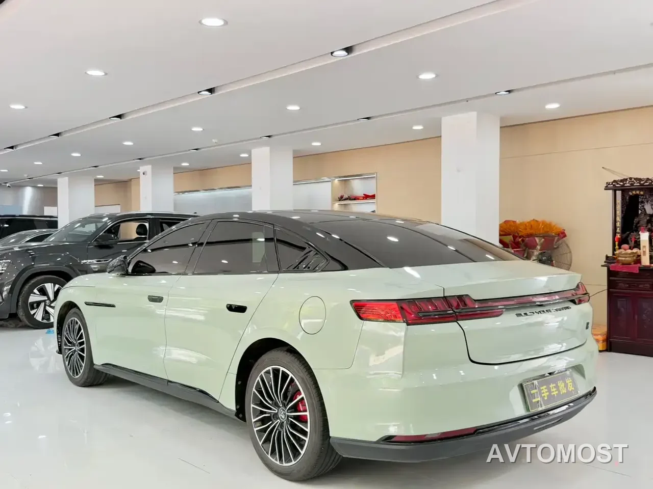 BYD Han 2020 DM AWD Performance Luxury Edition — фото 9