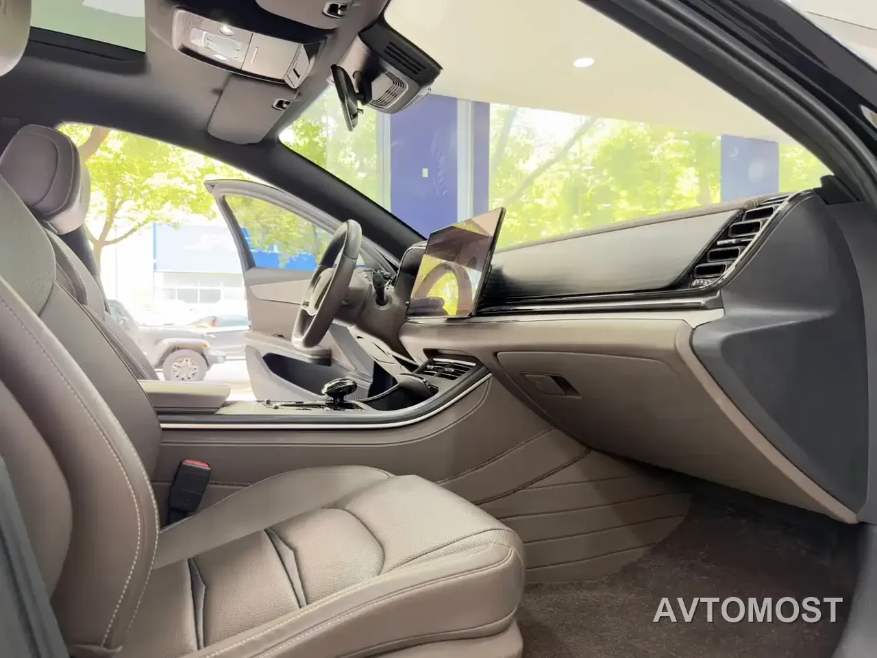 BYD Han 2020 DM AWD Performance Luxury Edition — фото 11