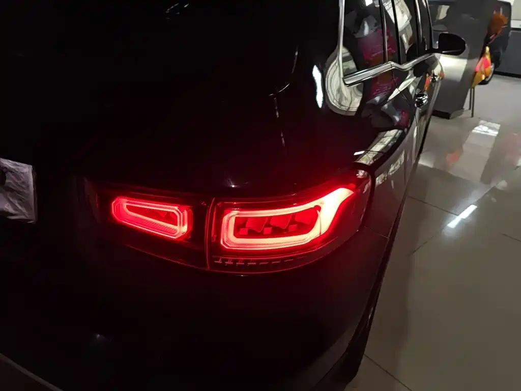 Mercedes-Benz GLB 2022 Facelift GLB 200 Dynamic Style — фото 24