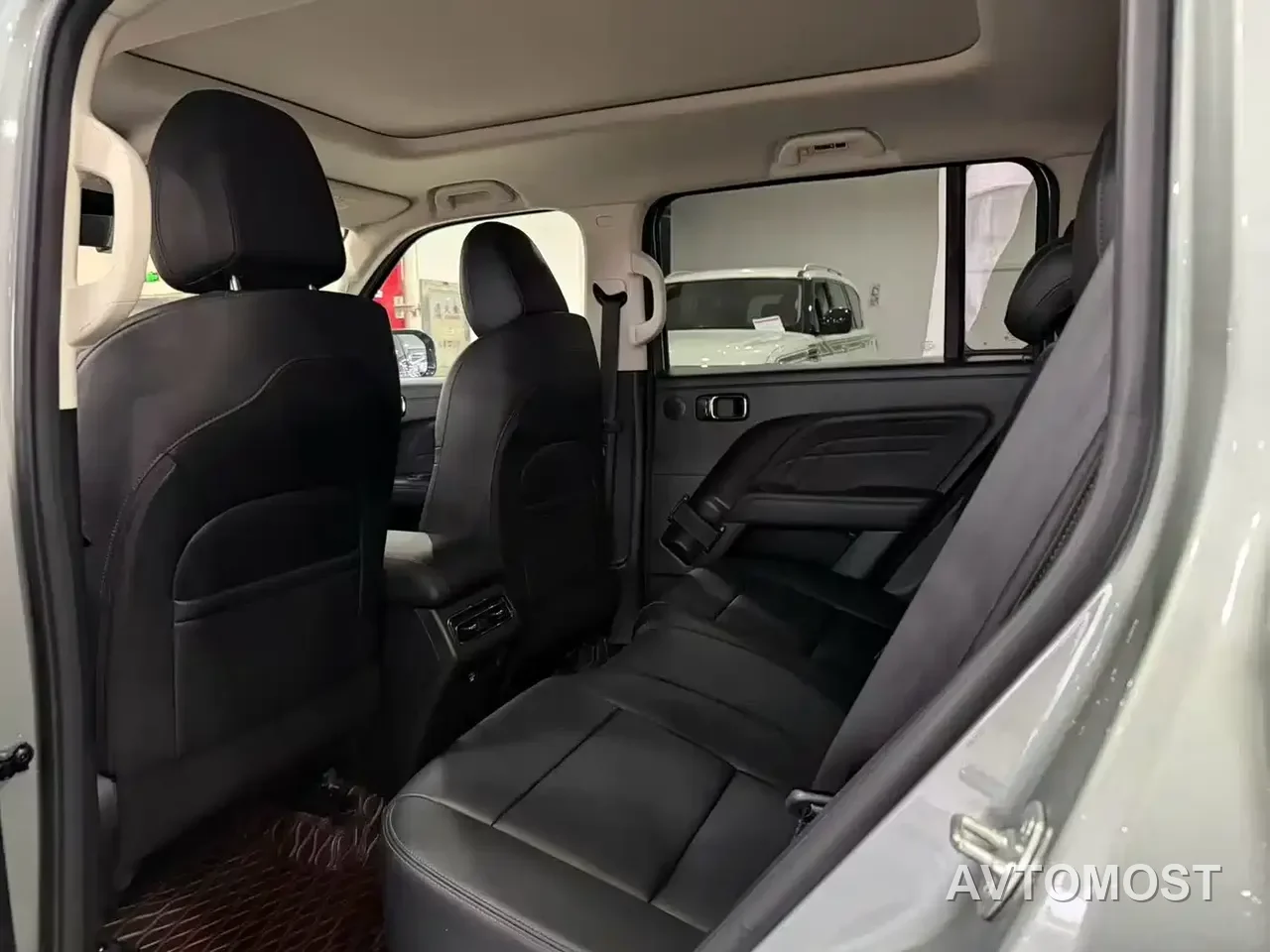 Haval Meng Long NEV 2023 Model Hi4 145 Explorer Edition — фото 9