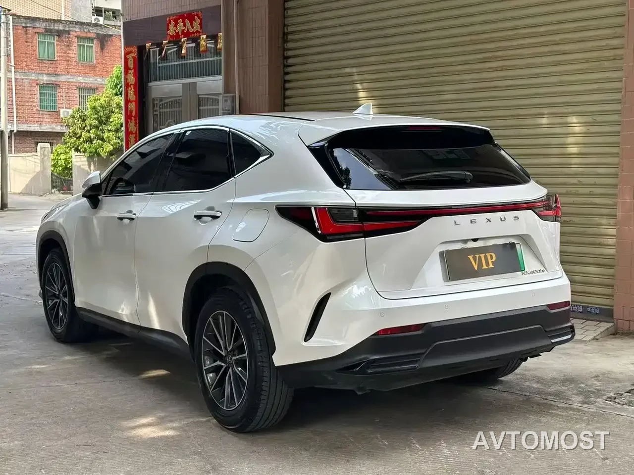 Lexus NX New Energy 2022 400h+ Premium Edition — фото 8