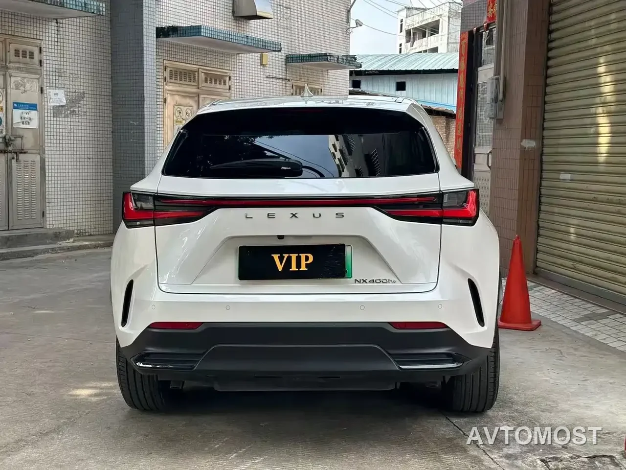 Lexus NX New Energy 2022 400h+ Premium Edition — фото 9