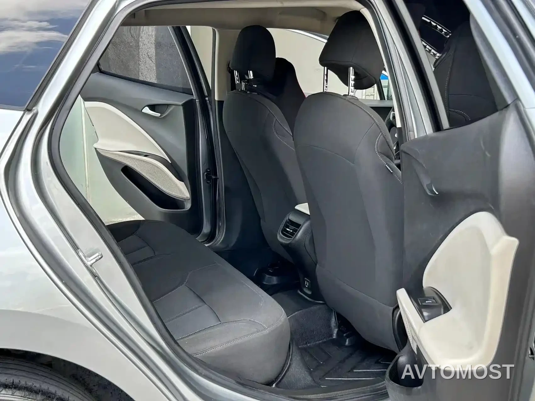 Buick Velite 6 2022 PHEV Connected Fashion — фото 8