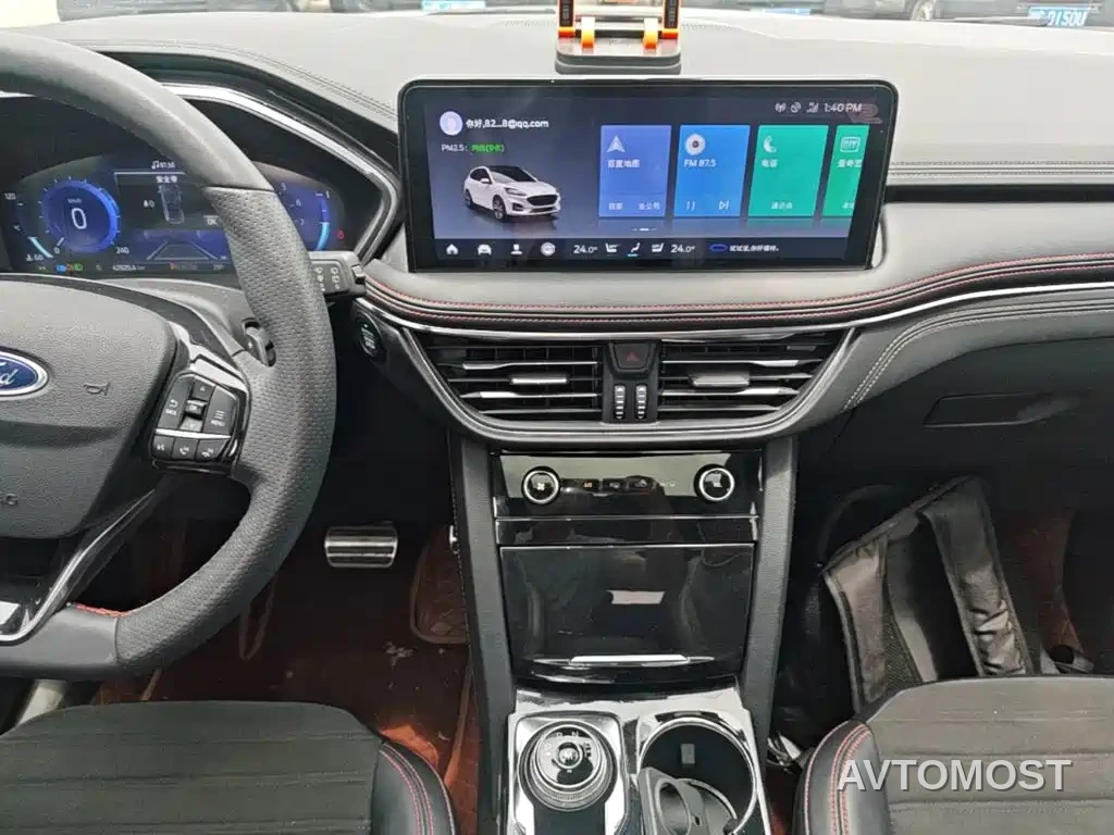 Ford Escape 2024 Model EcoBoost 245 4WD ST-Line Pro — фото 13