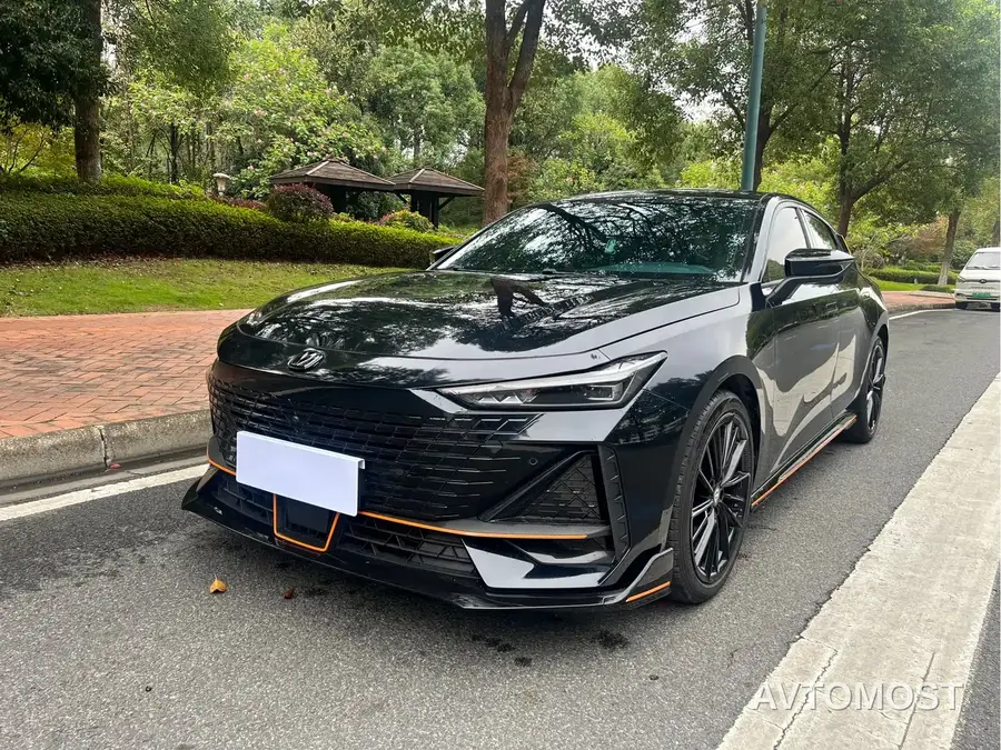 Changan UNI-V 2022 1.5T Sport Edition