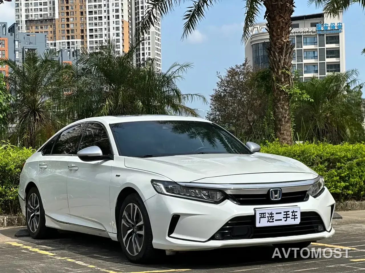 Honda Inspire 2022 Sharp Hybrid 2.0L Pure Wisdom Edition — фото 3