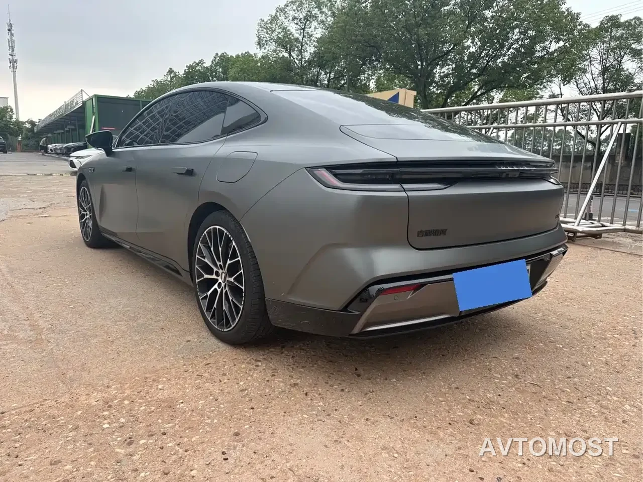 Geely Galaxy E8 2024 Model 620km AWD Soaring Dragon Edition — фото 7