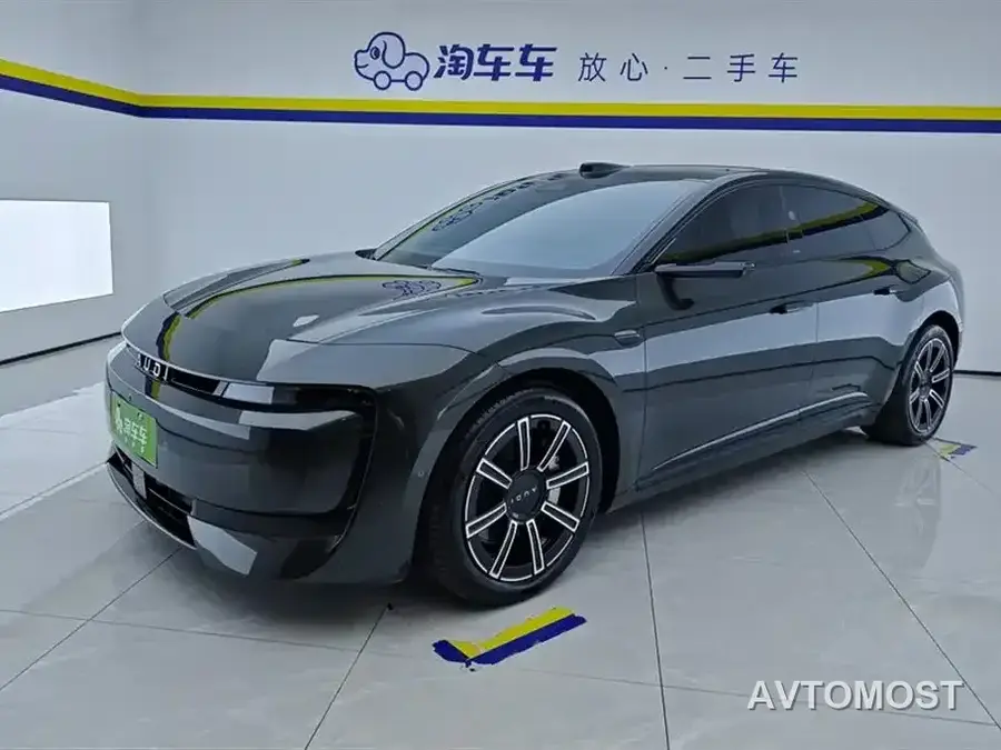 Audi E5 Sportback 2025 300kw 2WD
