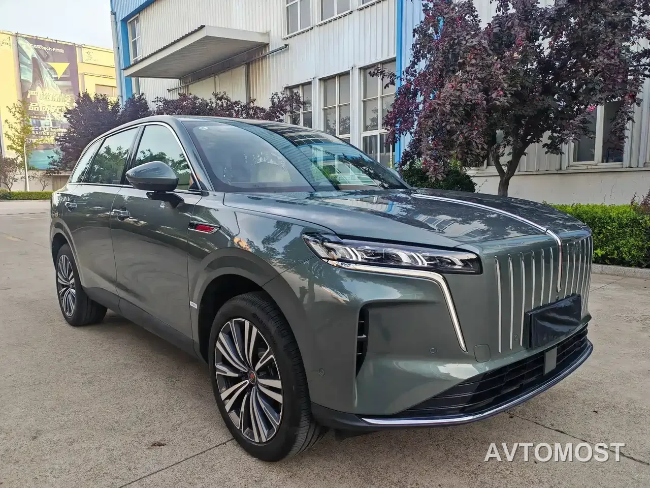 Hongqi HS6 PHEV 2026 Model 220 Intelligent Hybrid Edition — фото 3