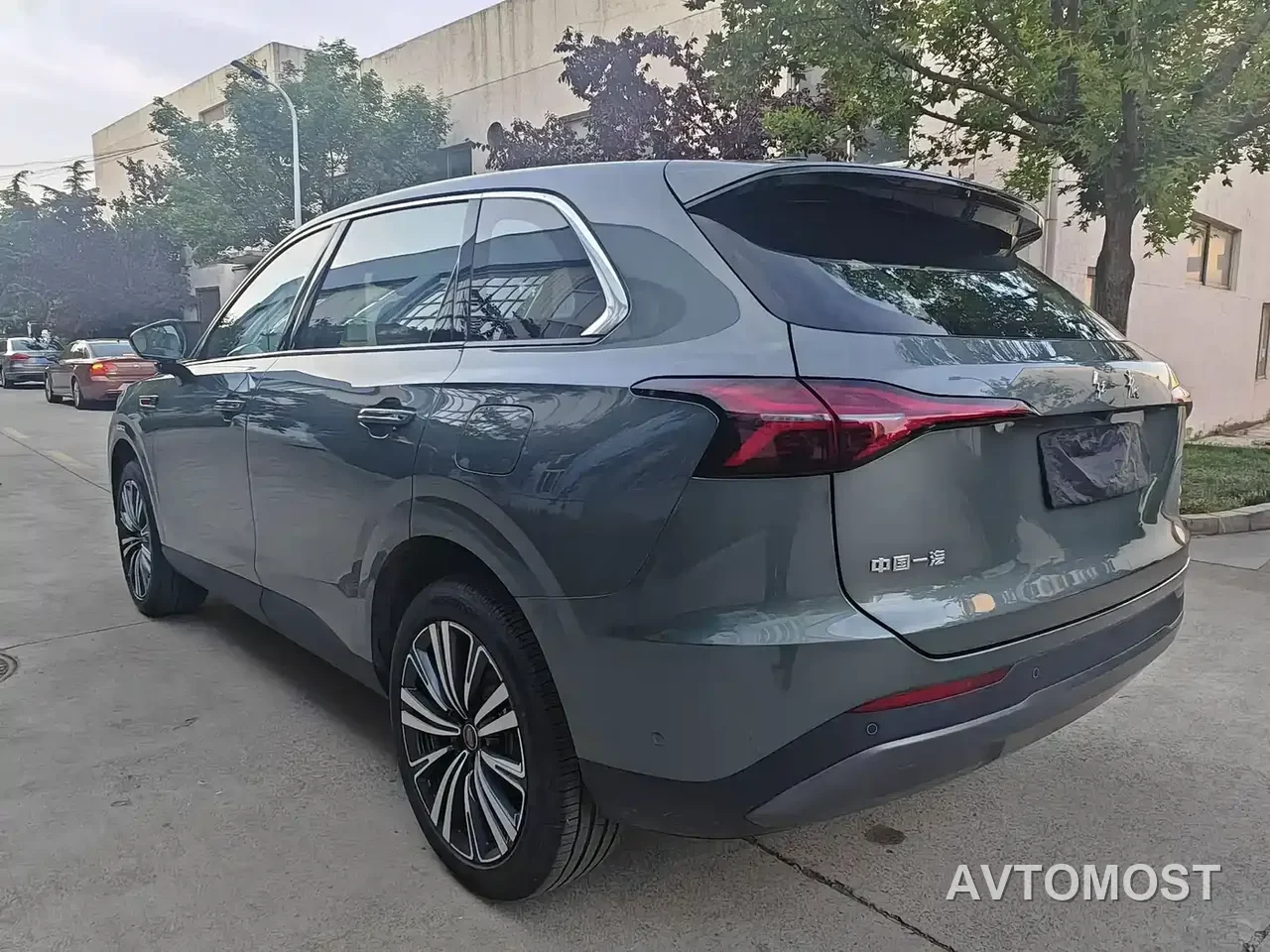 Hongqi HS6 PHEV 2026 Model 220 Intelligent Hybrid Edition — фото 6