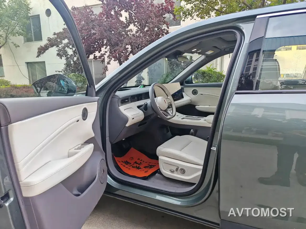 Hongqi HS6 PHEV 2026 Model 220 Intelligent Hybrid Edition — фото 7