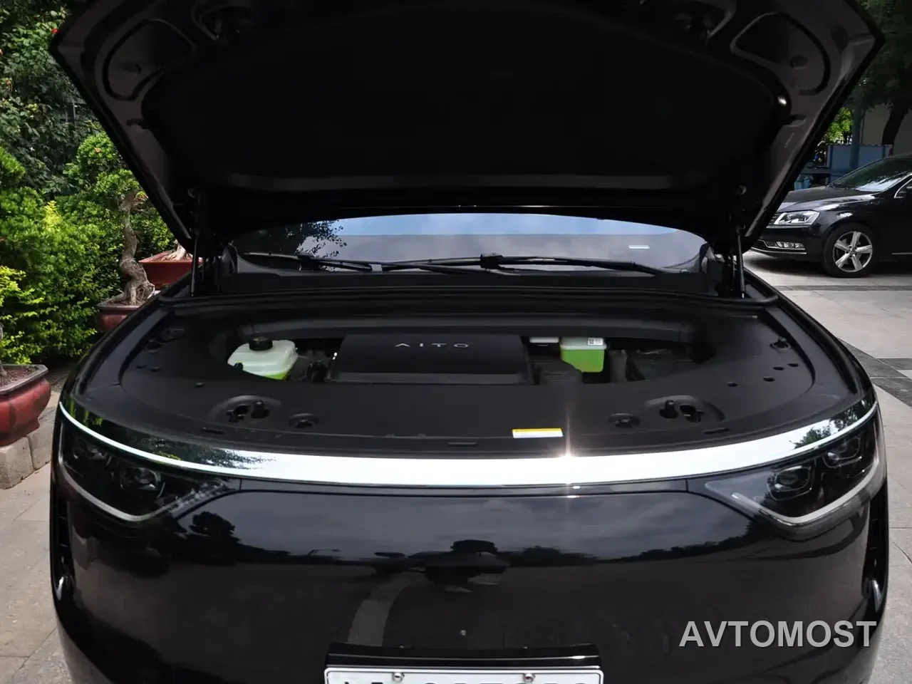 AITO M8 2025 Extended Range Max 37kWh 5-Seater — фото 12