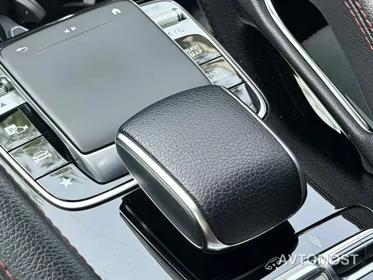 Mercedes-Benz GLE Coupe AMG 2020 AMG GLE 53 4MATIC+ Coupe SUV — фото 10