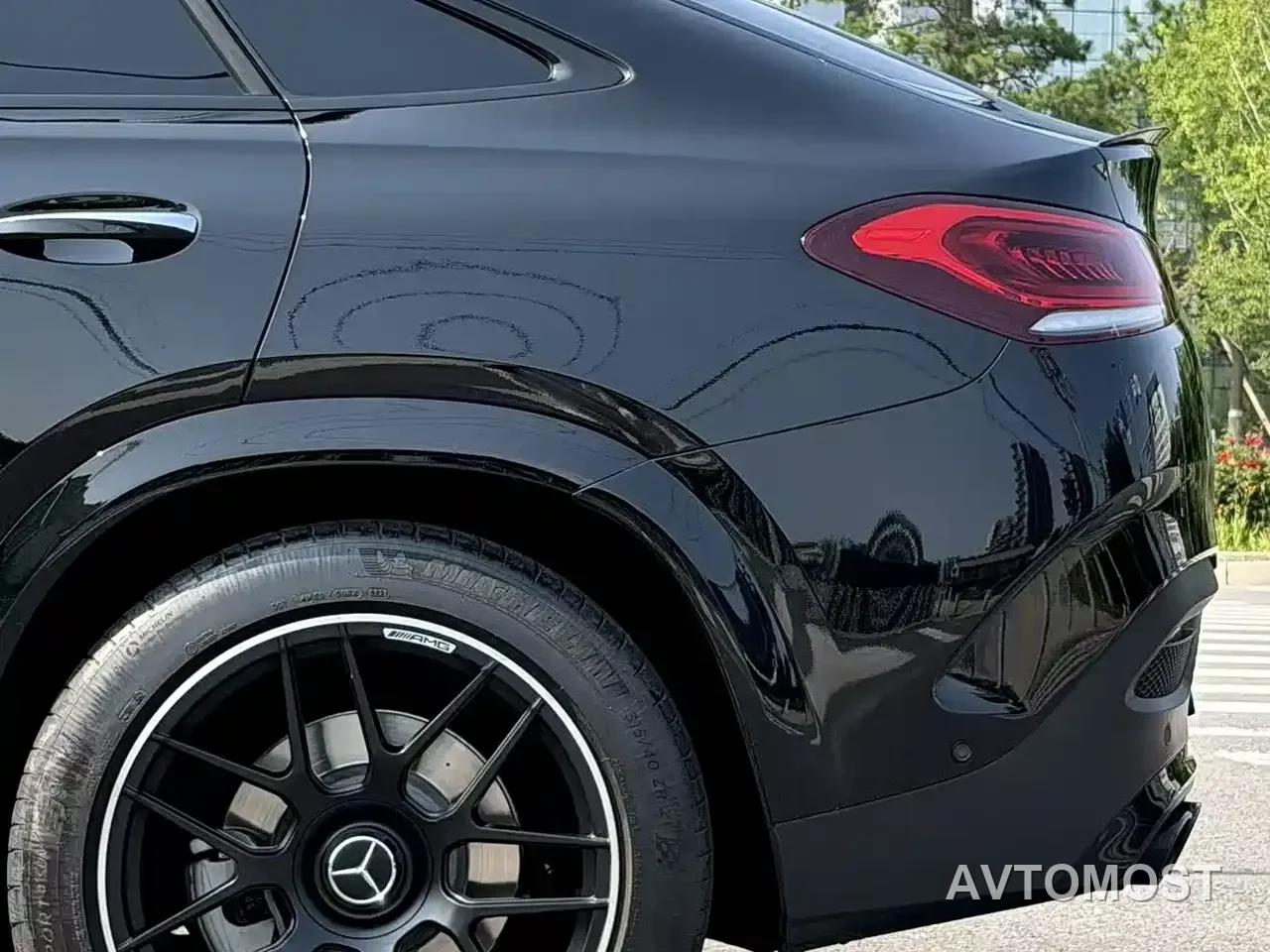 Mercedes-Benz GLE Coupe AMG 2020 AMG GLE 53 4MATIC+ Coupe SUV — фото 14