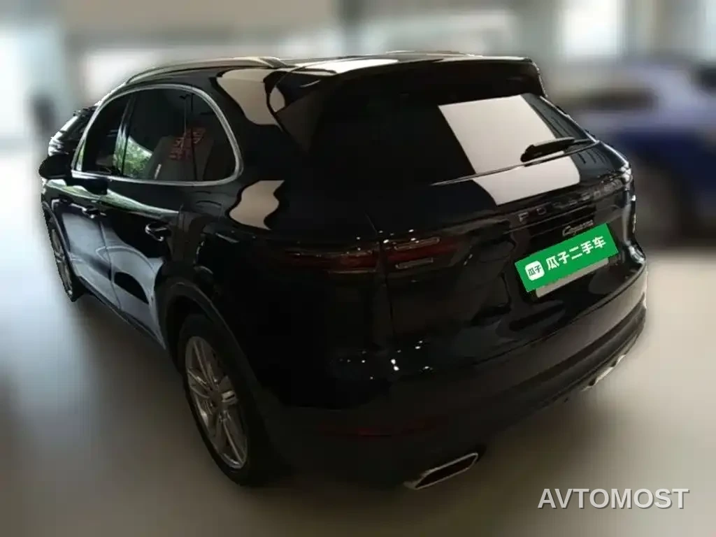 Porsche Cayenne New Energy 2021 Cayenne E-Hybrid 2.0T — фото 9