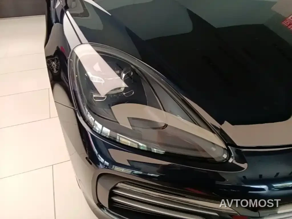Porsche Cayenne New Energy 2021 Cayenne E-Hybrid 2.0T — фото 13