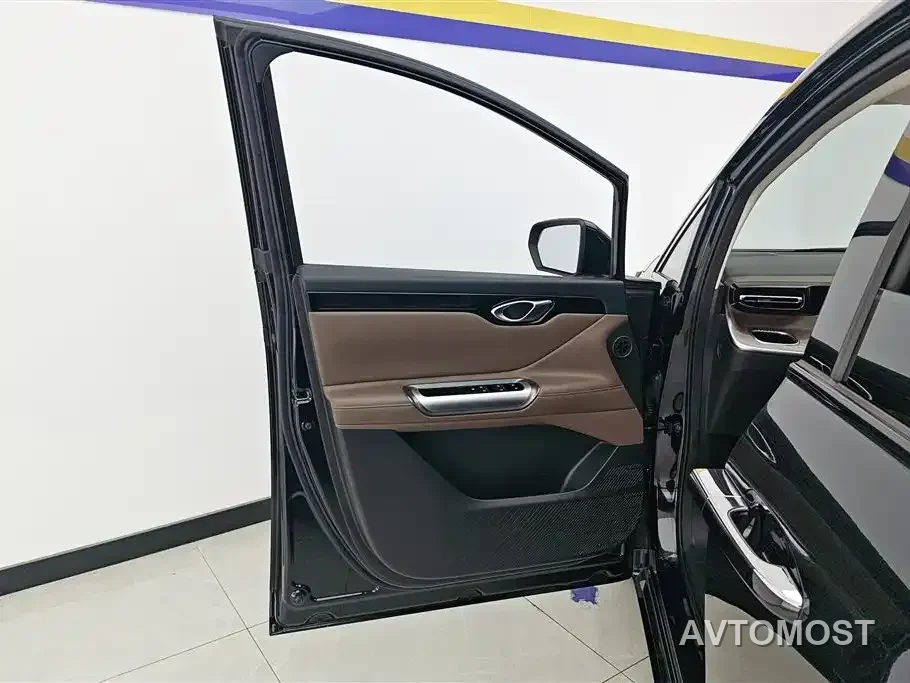 GAC Trumpchi E8 2024 Glory Series 2.0L Glory Edition — фото 7