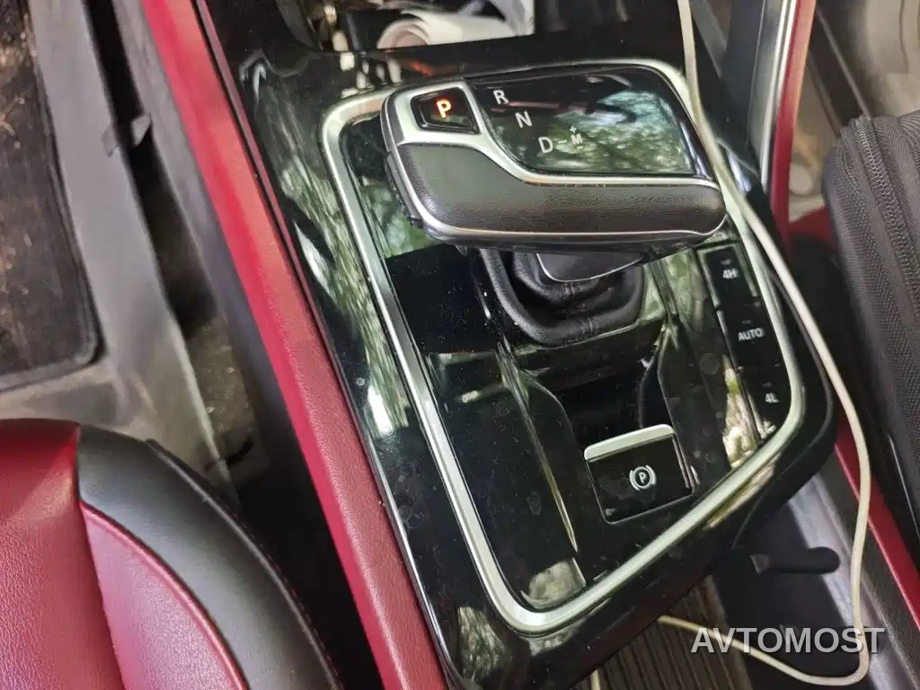 SAIC Maxus T90 2021 2.0T Twin-turbo Automatic 4WD High Chassis Luxury Standard Box — фото 7