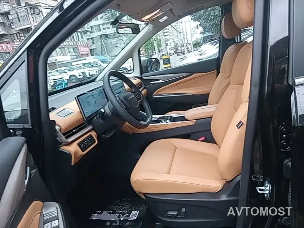 SAIC Maxus G50 PHEV 2025 Pilot Edition — фото 14