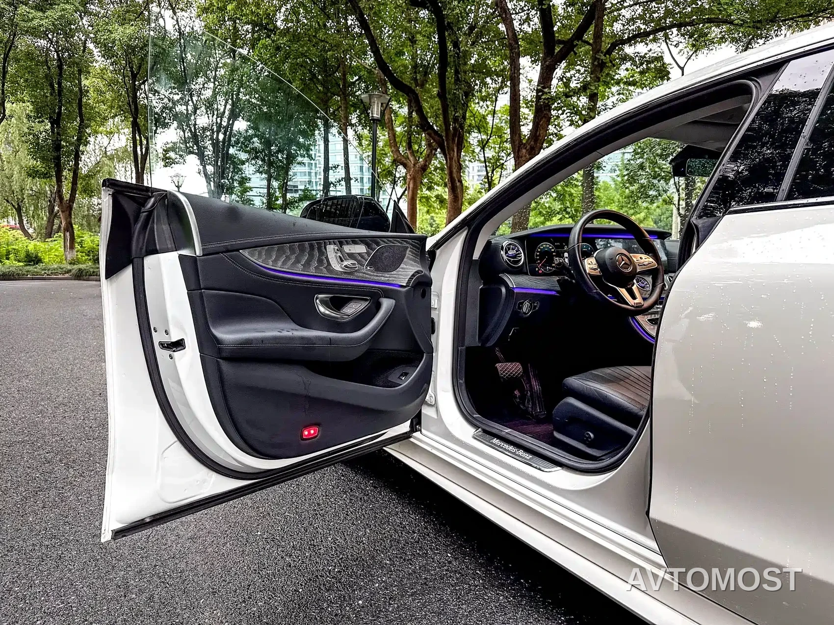 Mercedes-Benz CLS 2021 CLS 300 Sport — фото 13