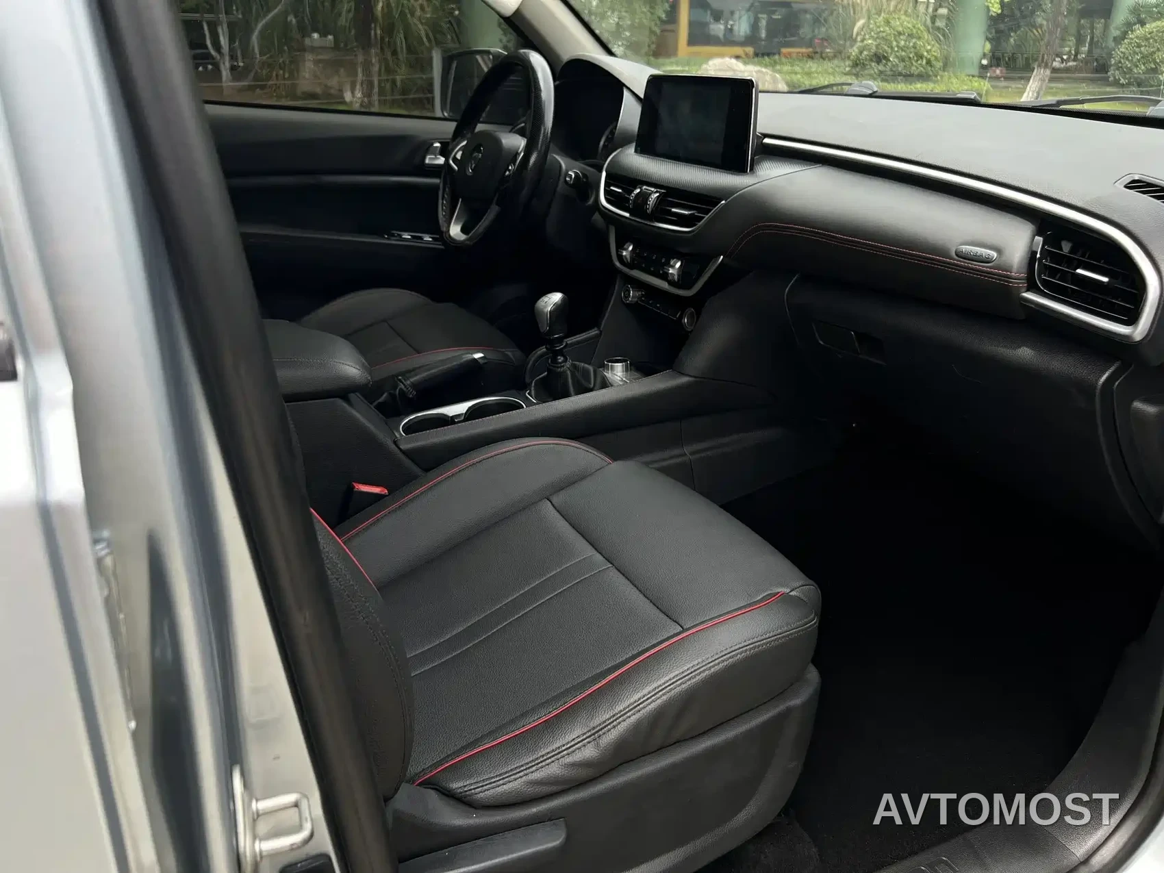 Foton Tunland Yutu 2020 2.0T Yutu 9 Diesel 4WD Luxury Long Wheelbase 4F20TC — фото 11