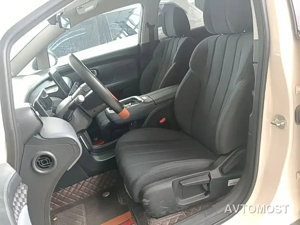 AION UT 2025 Model 330 Starlight Edition — фото 9
