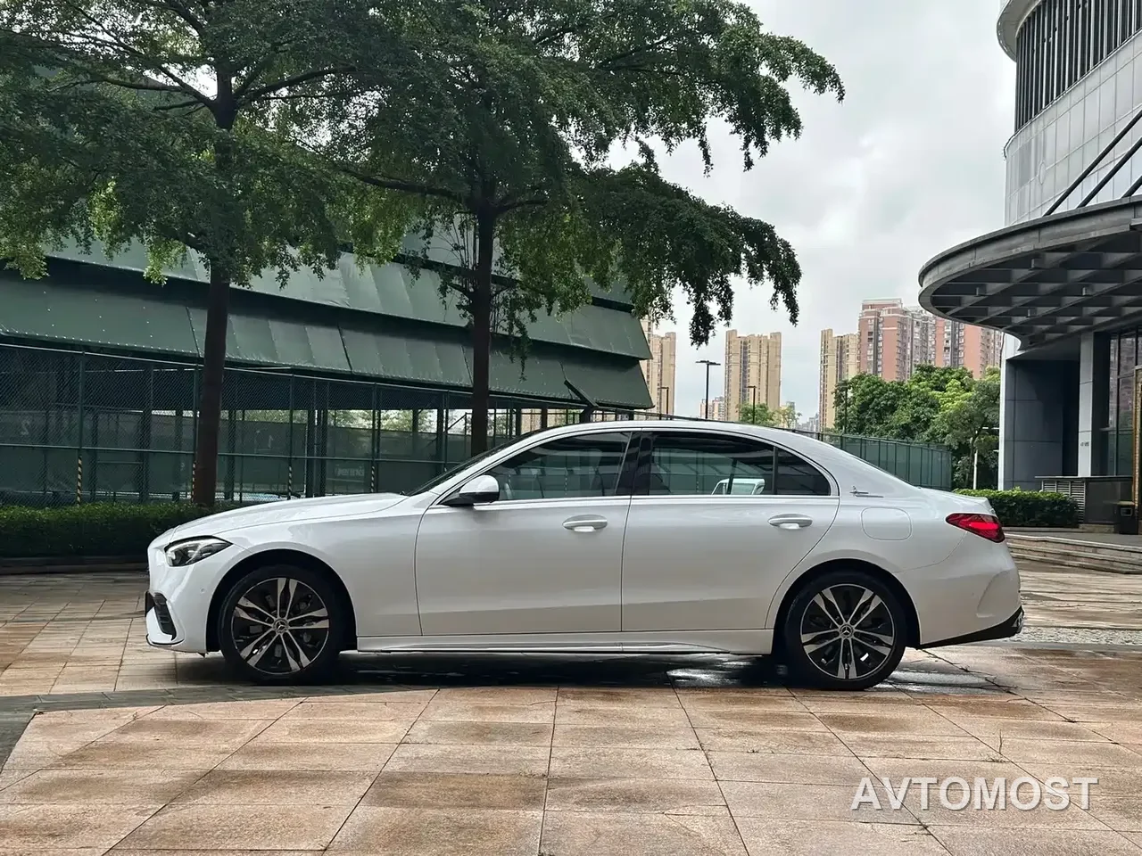 Mercedes-Benz C-Class New Energy 2023 C 350 eL — фото 3