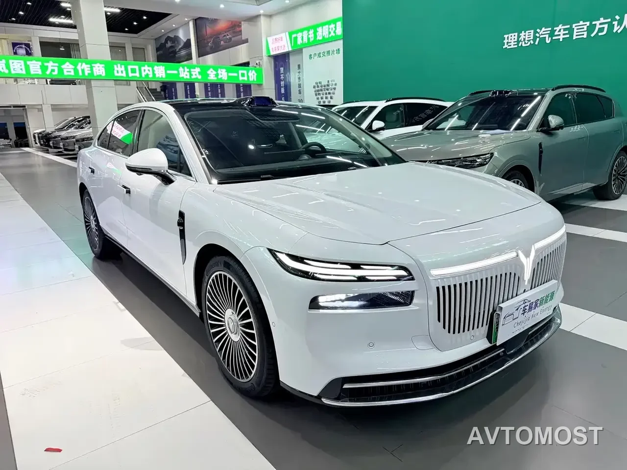 VOYAH Zhuiguang L 2025 Mid-configuration Model — фото 3