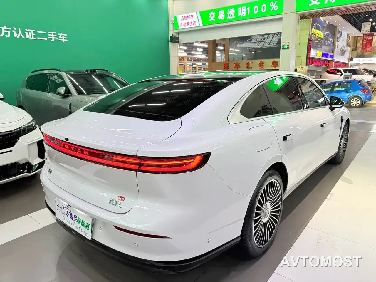 VOYAH Zhuiguang L 2025 Mid-configuration Model — фото 7