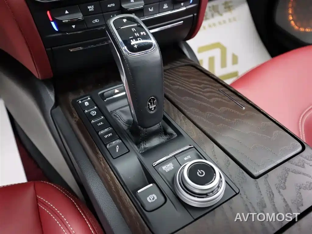 Maserati Quattroporte 2022 3.0T GT — фото 14
