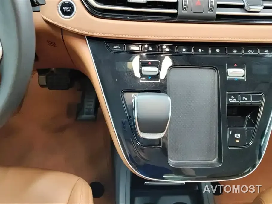 Hongqi HQ9 PHEV 2024 Model 2.0T AWD Business Edition — фото 15