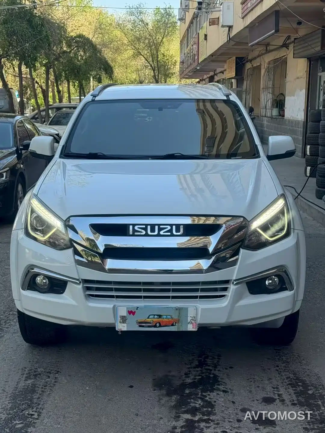 Isuzu mu-X Ranger 2020 Model 1.9T Diesel Automatic 4WD Premium Edition 5-Seater China VI — фото 2