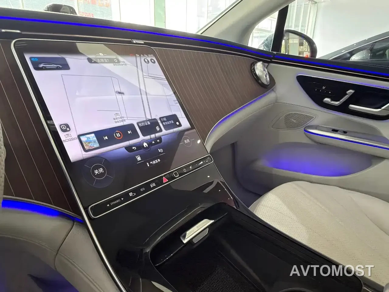 Mercedes-Benz EQE 2022 350 Luxury Edition — фото 11