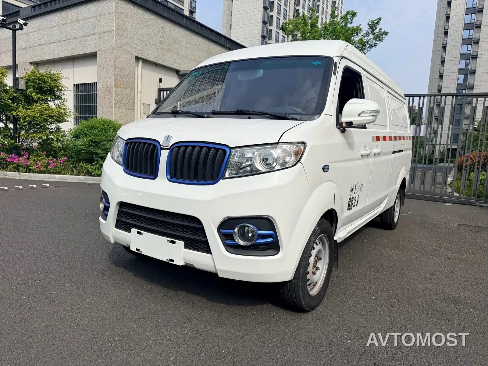 Yuan Cheng E5 2019 E5L Pure Electric Van CATL 41.86kWh — фото 2
