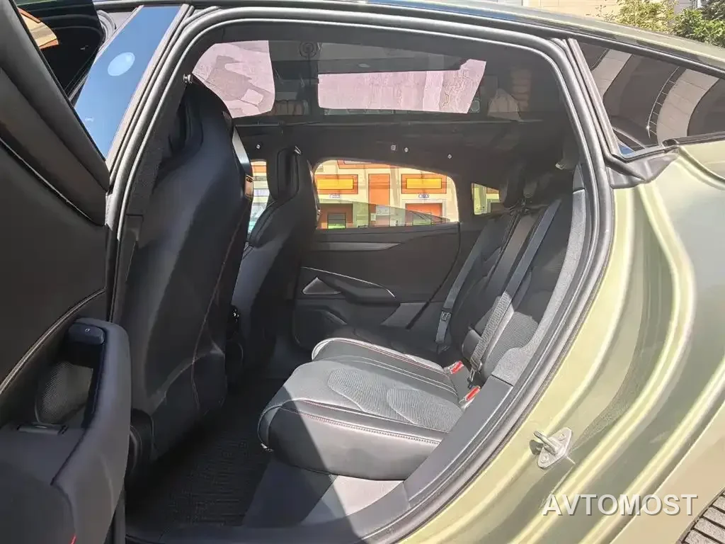 Xiaomi SU7 2024 RWD Long Range Intelligent Driving Edition — фото 12