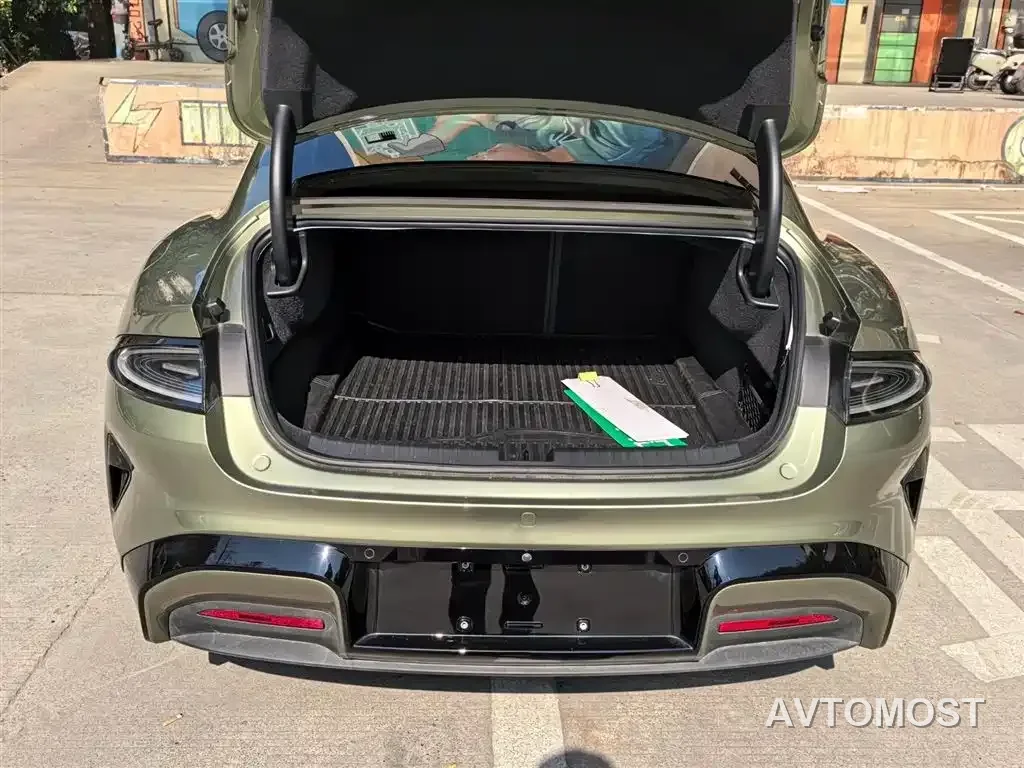 Xiaomi SU7 2024 RWD Long Range Intelligent Driving Edition — фото 15