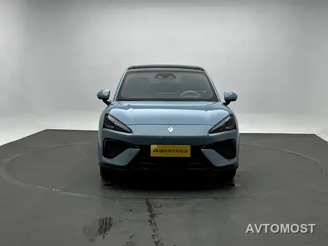 Baojun Yunhai 2024 140km Plug-in Hybrid — фото 2