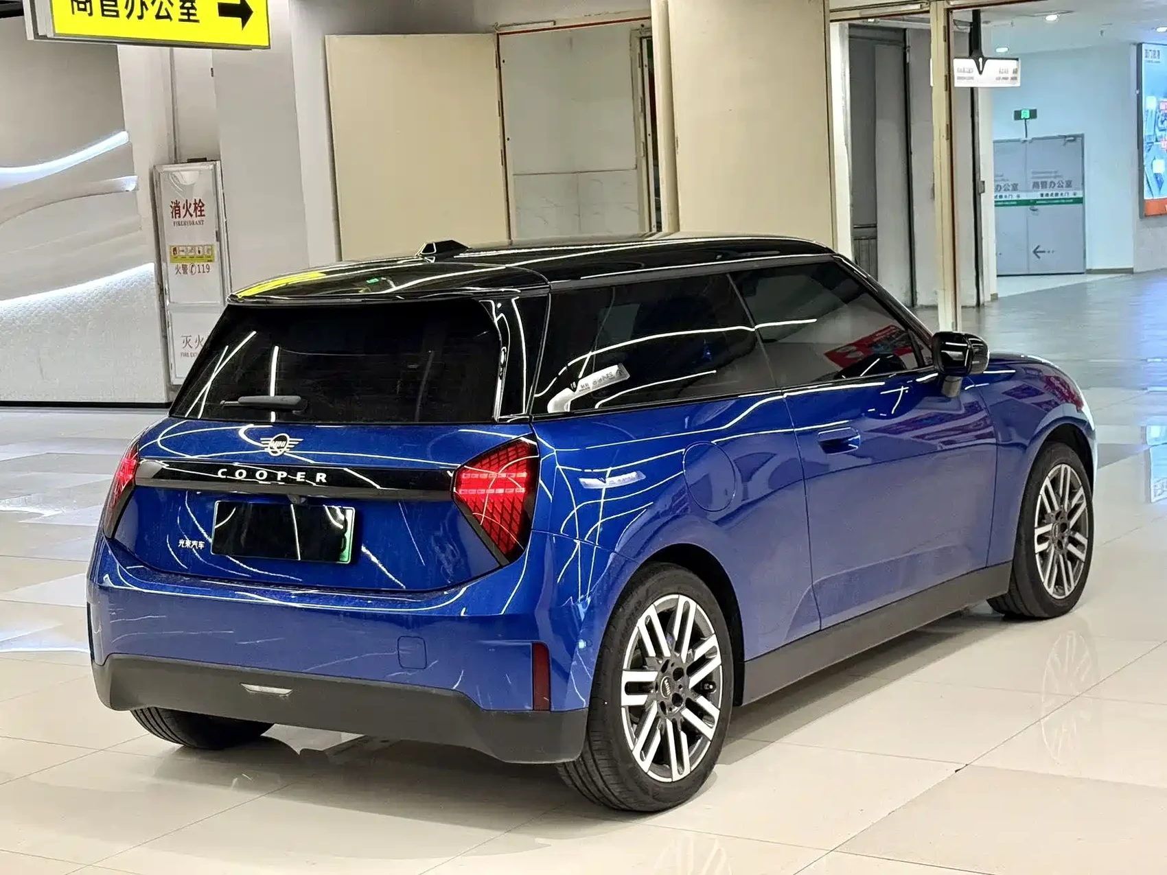 MINI Electric MINI COOPER 2024 456km COOPER E Classic — фото 11