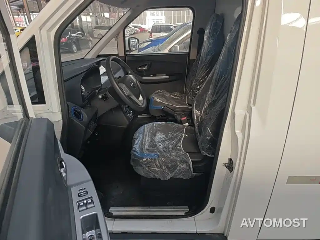 Foton Zhilan Jingling E7 2023 Pure Electric Van Flat Roof 2-seater CATL 38.64kWh — фото 10