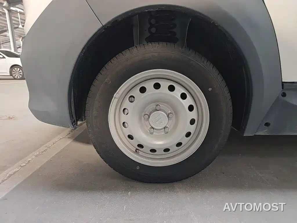 Foton Zhilan Jingling E7 2023 Pure Electric Van Flat Roof 2-seater CATL 38.64kWh — фото 18