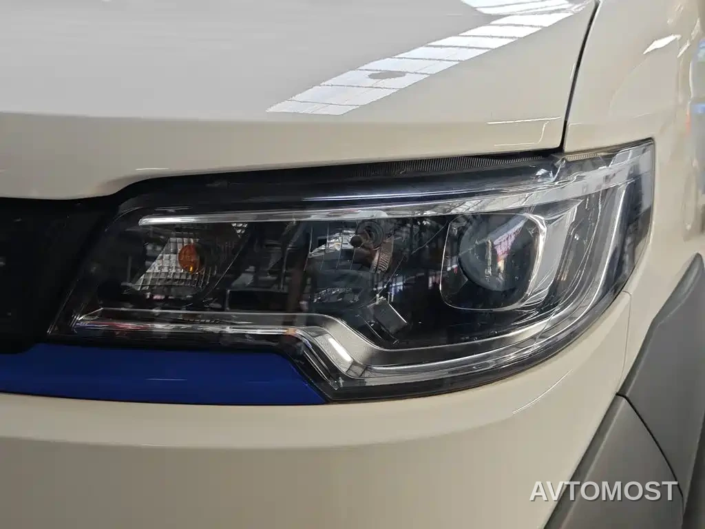 Foton Zhilan Jingling E7 2023 Pure Electric Van Flat Roof 2-seater CATL 38.64kWh — фото 19