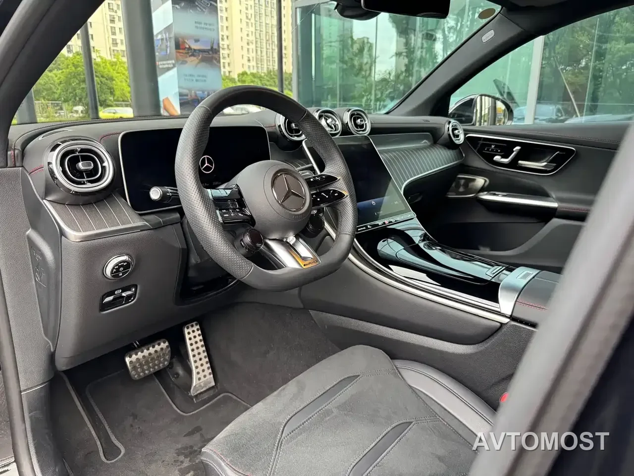 Mercedes-Benz GLC Coupe AMG 2024 AMG GLC 43 4MATIC Coupe SUV — фото 10