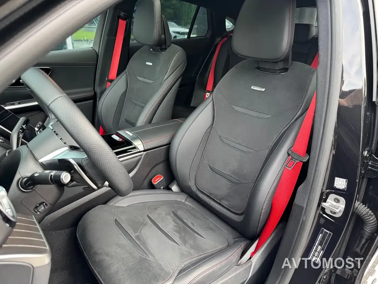 Mercedes-Benz GLC Coupe AMG 2024 AMG GLC 43 4MATIC Coupe SUV — фото 12