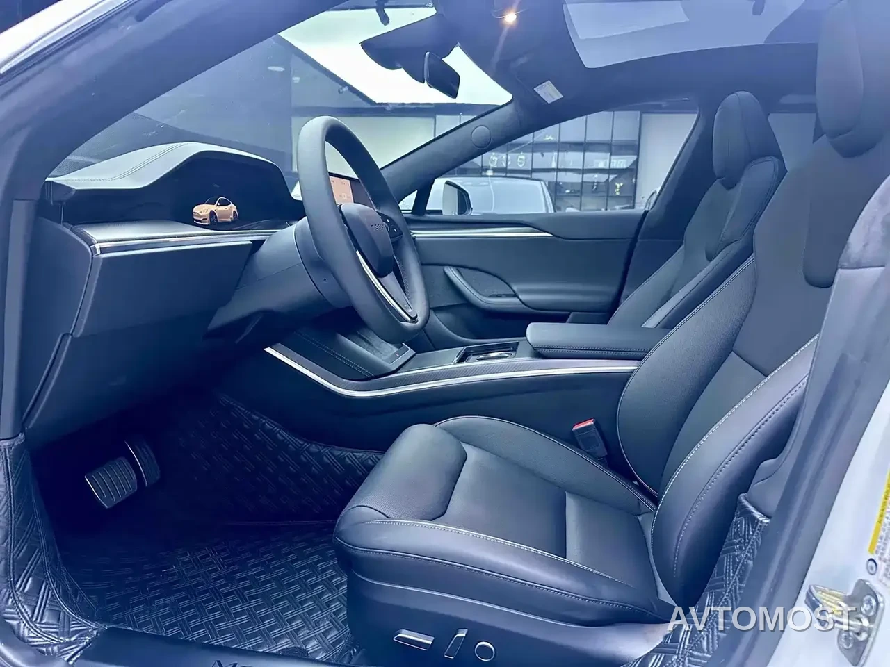 Tesla Model S 2023 Tri-motor AWD Plaid — фото 7