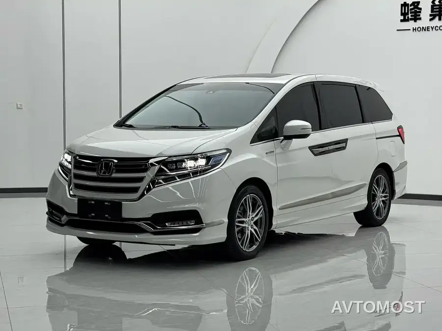 Honda Elysion 2019 2.0L Hybrid Luxury Edition