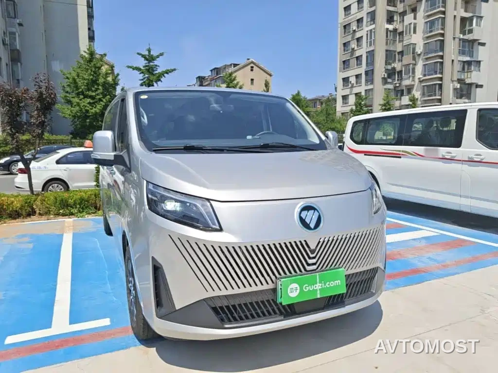 Foton Tuyano Big V New Energy 2024 Long Wheelbase Low Roof 7 Seater CATL 53.58kwh — фото 4
