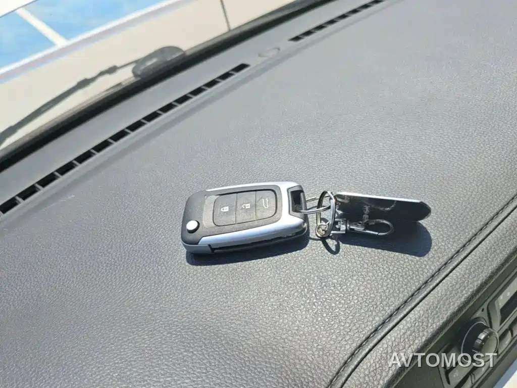 Foton Tuyano Big V New Energy 2024 Long Wheelbase Low Roof 7 Seater CATL 53.58kwh — фото 9