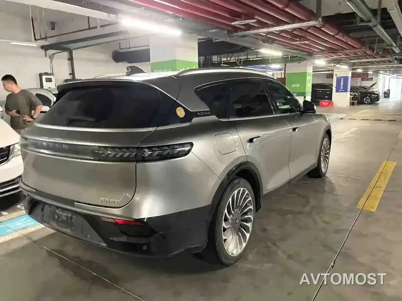 VOYAH FREE 2021 4WD Extended Range Launch Edition Exclusive Luxury Package — фото 7