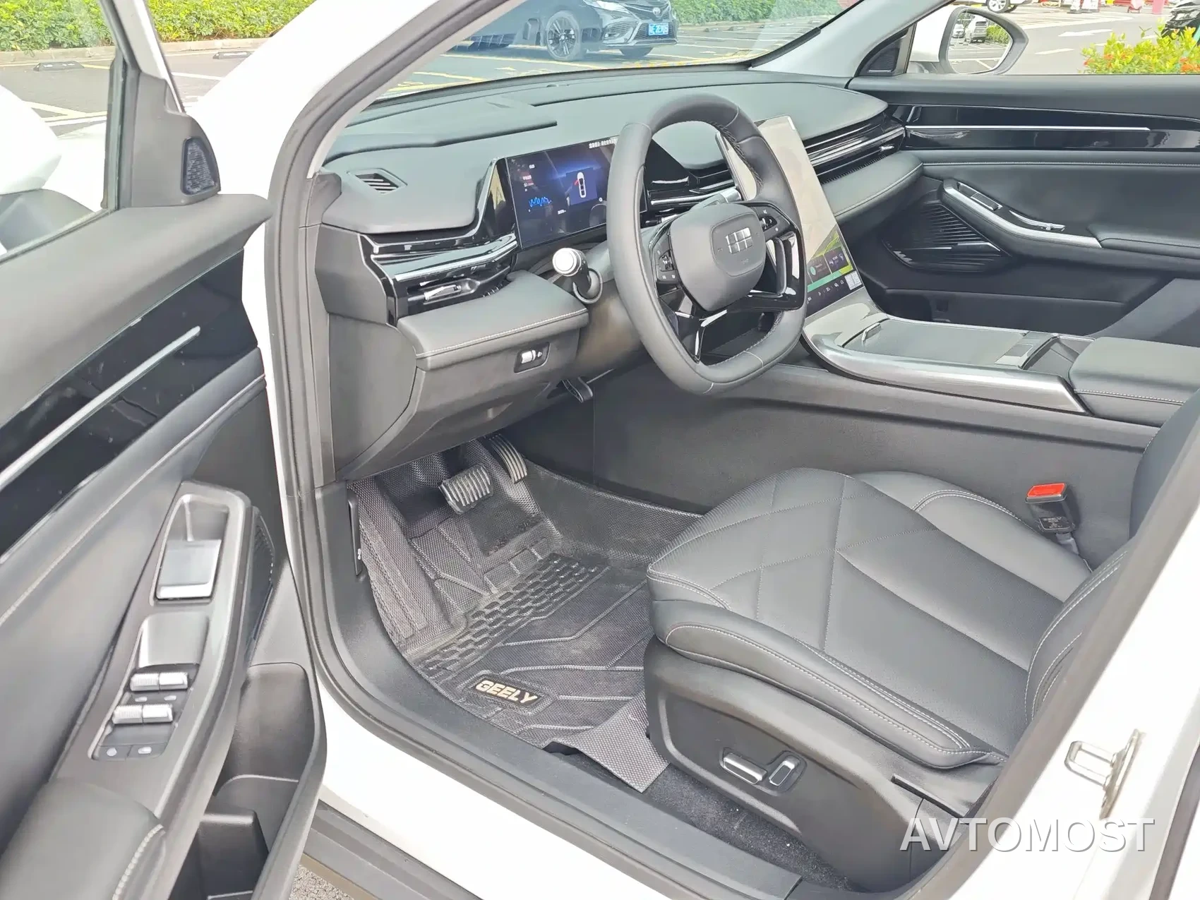 Geely Galaxy L6 2024 60km PLUS Soaring Dragon Edition — фото 5